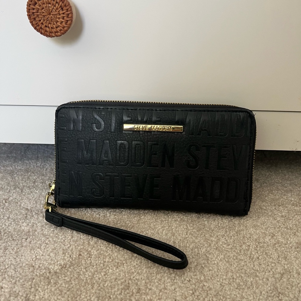 Steve Madden Black Embossed Wristlet